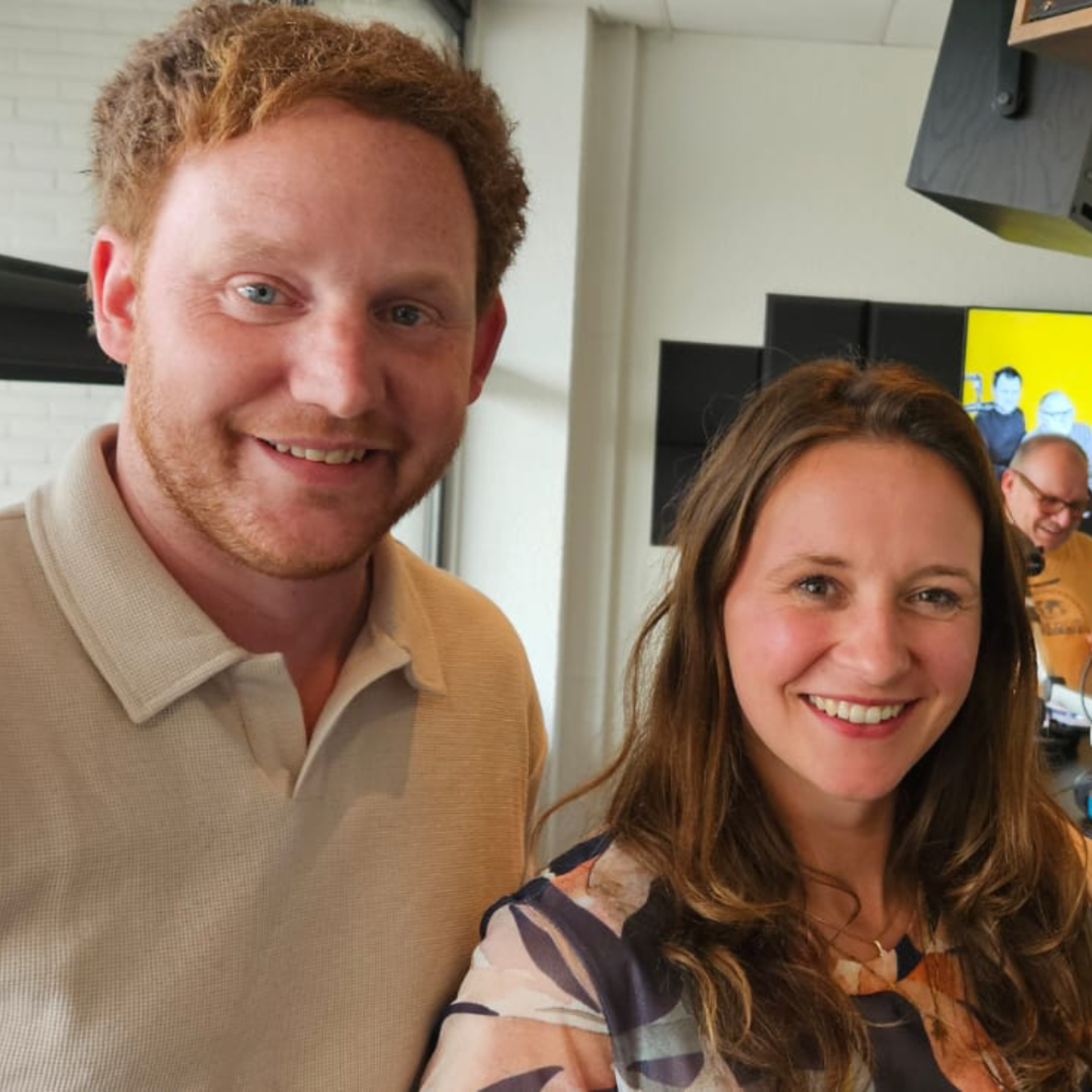 Marketing Report Radio: Anouk Sintniklaas & Stijn Bergmans over Follo episode artwork