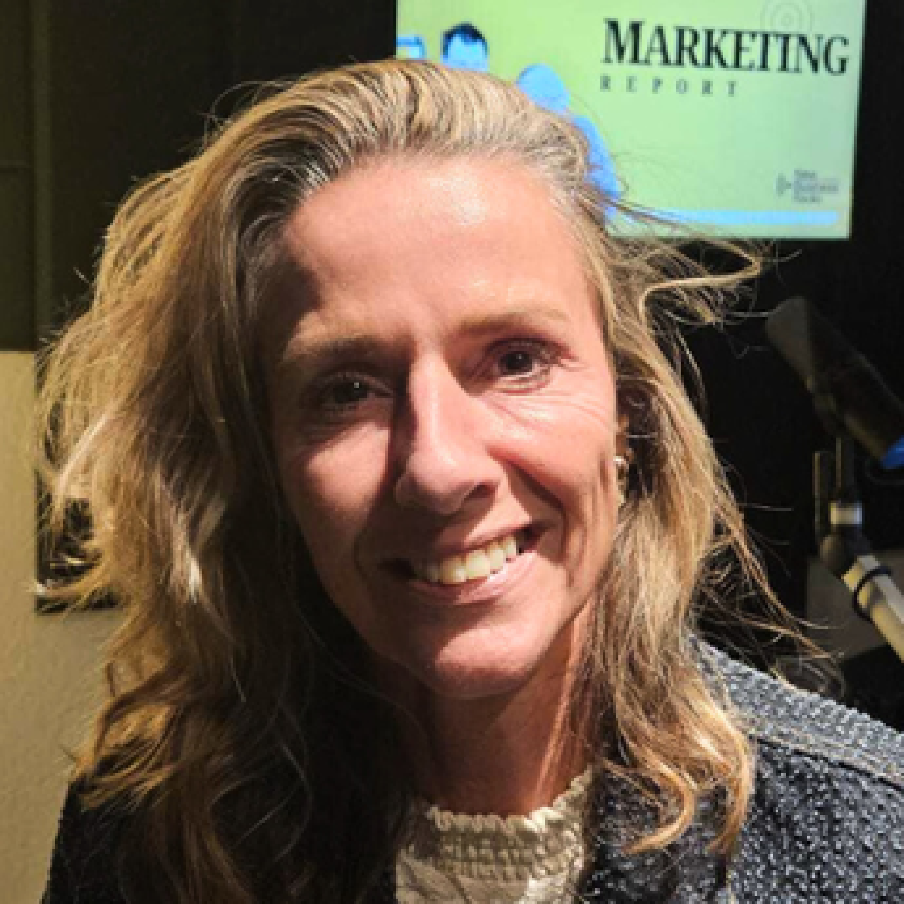 Marketing Report Radio: Esther Brouwer | INDIE episode artwork