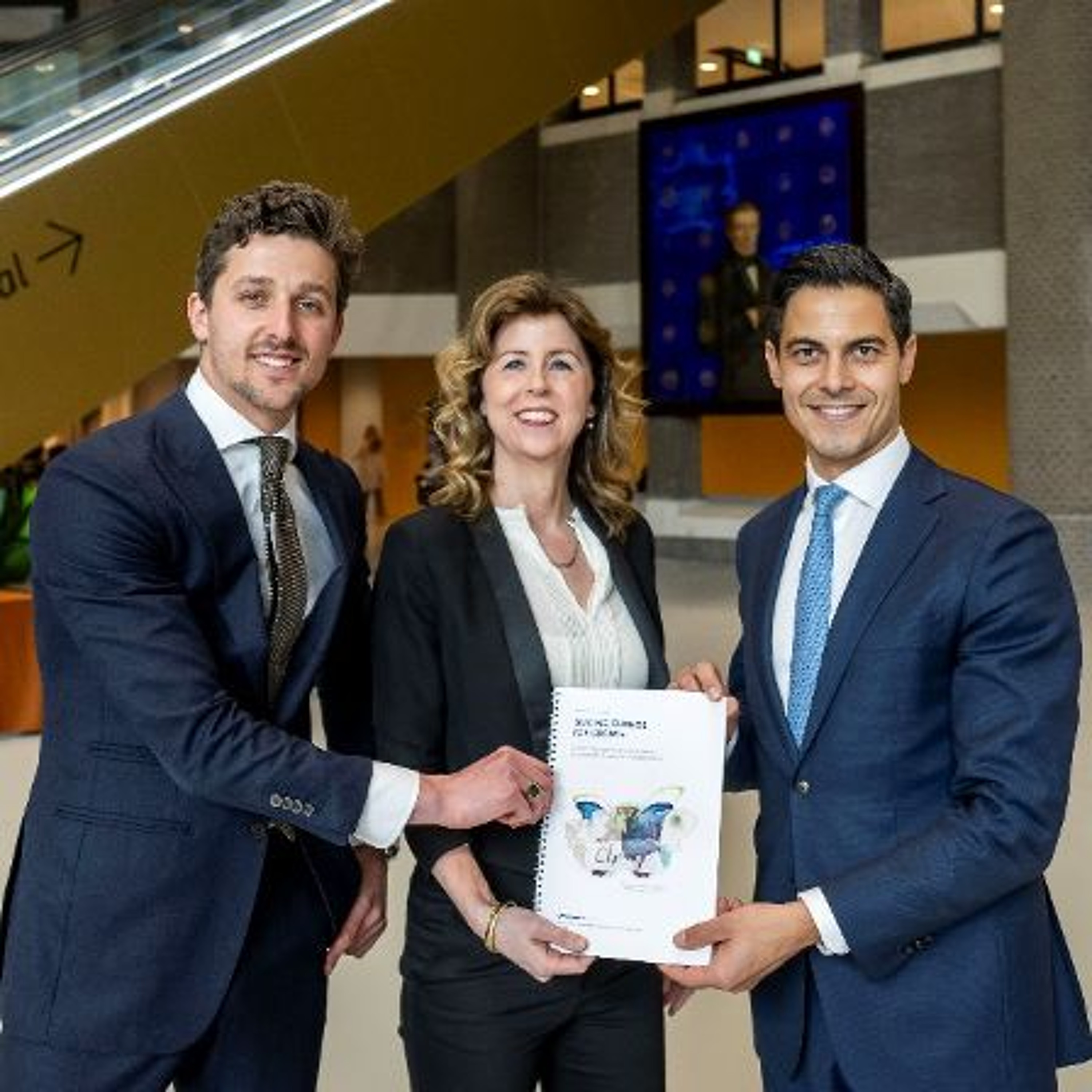 Cover van Duurzaam ondernemen in politiek onzekere tijden - Business Update 10 mei 2024