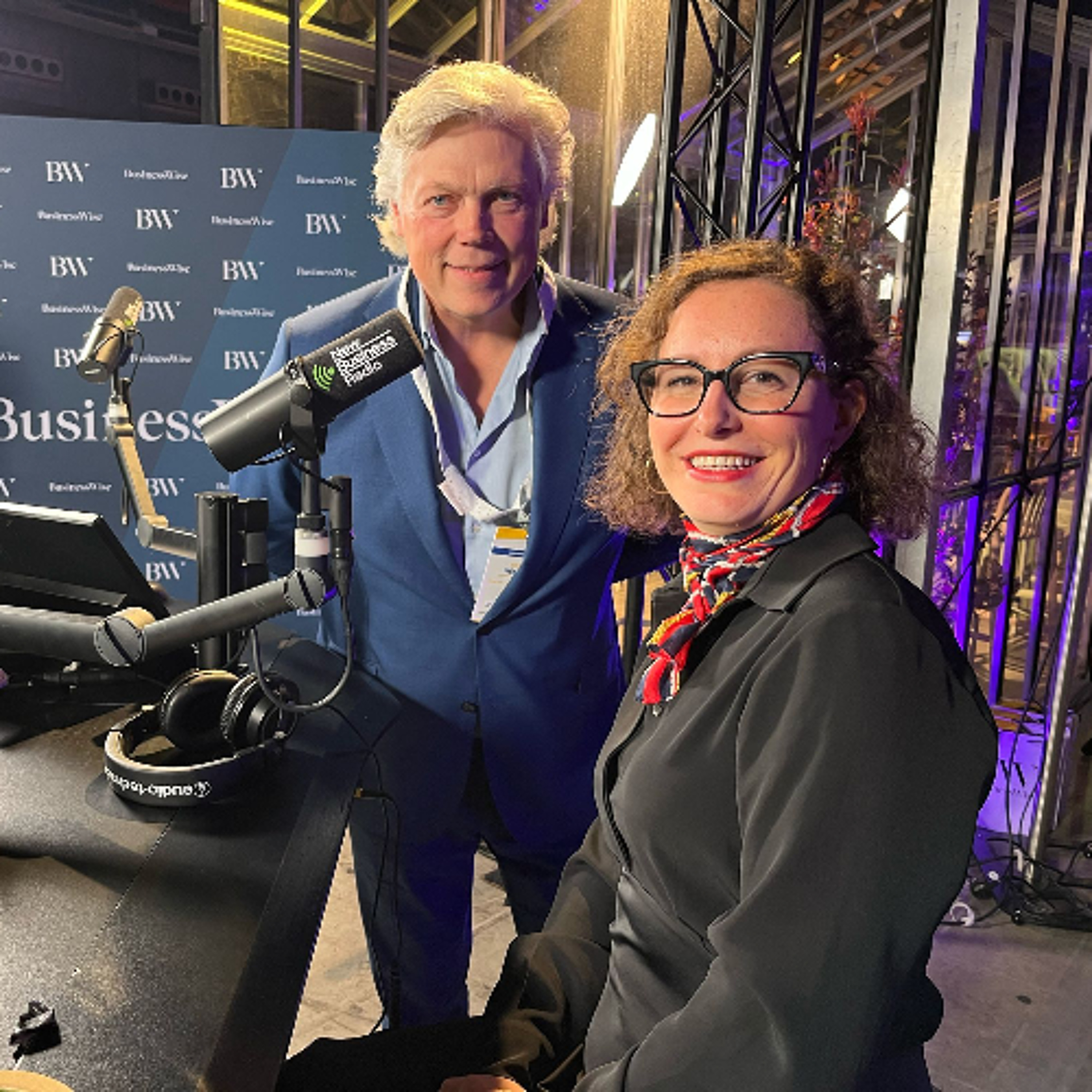 Cover van Business Wise live vanaf de Impact Fair 4 april 2025 - podcast deel 1